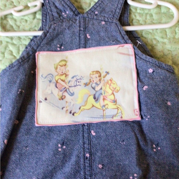 Carters 12 months jumper - Picture 5 of 6